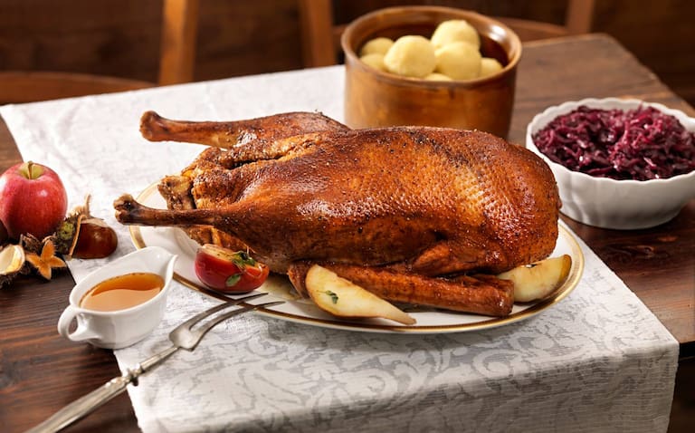 7 goldene Regeln zum Braten einer Gans - Servus