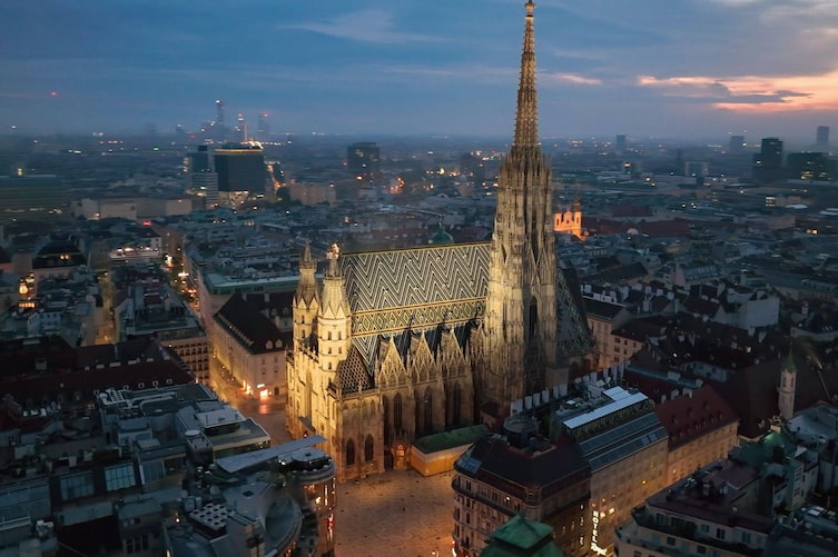 Stephansdom, Geschichte, Maße, Fakten, Wien