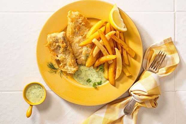 Gebackener Fisch mit Pommes und Kräutermayonnaise - 1:15 h - Rezept ...