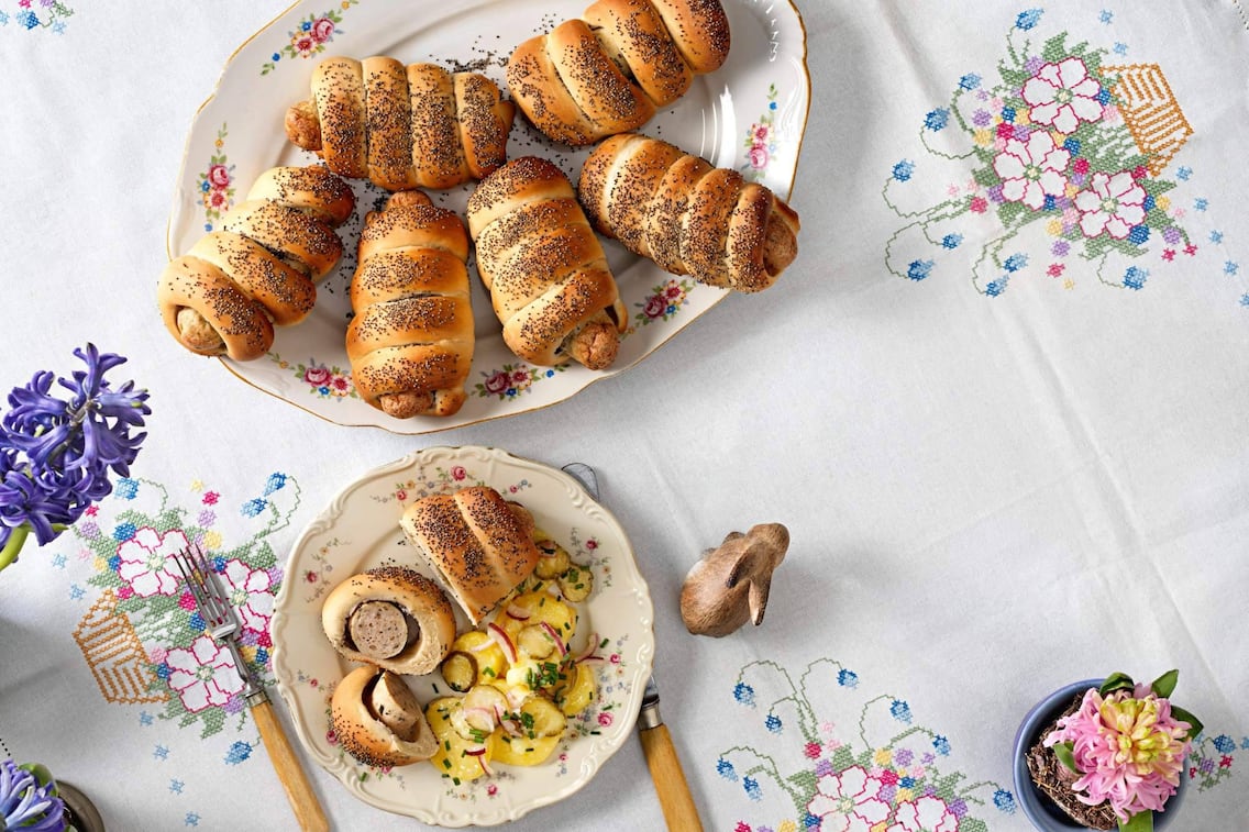 Weisswurst im Mohnflesserl, Ostern, Osterjause, Kartoffelsalat, Servus Rezept