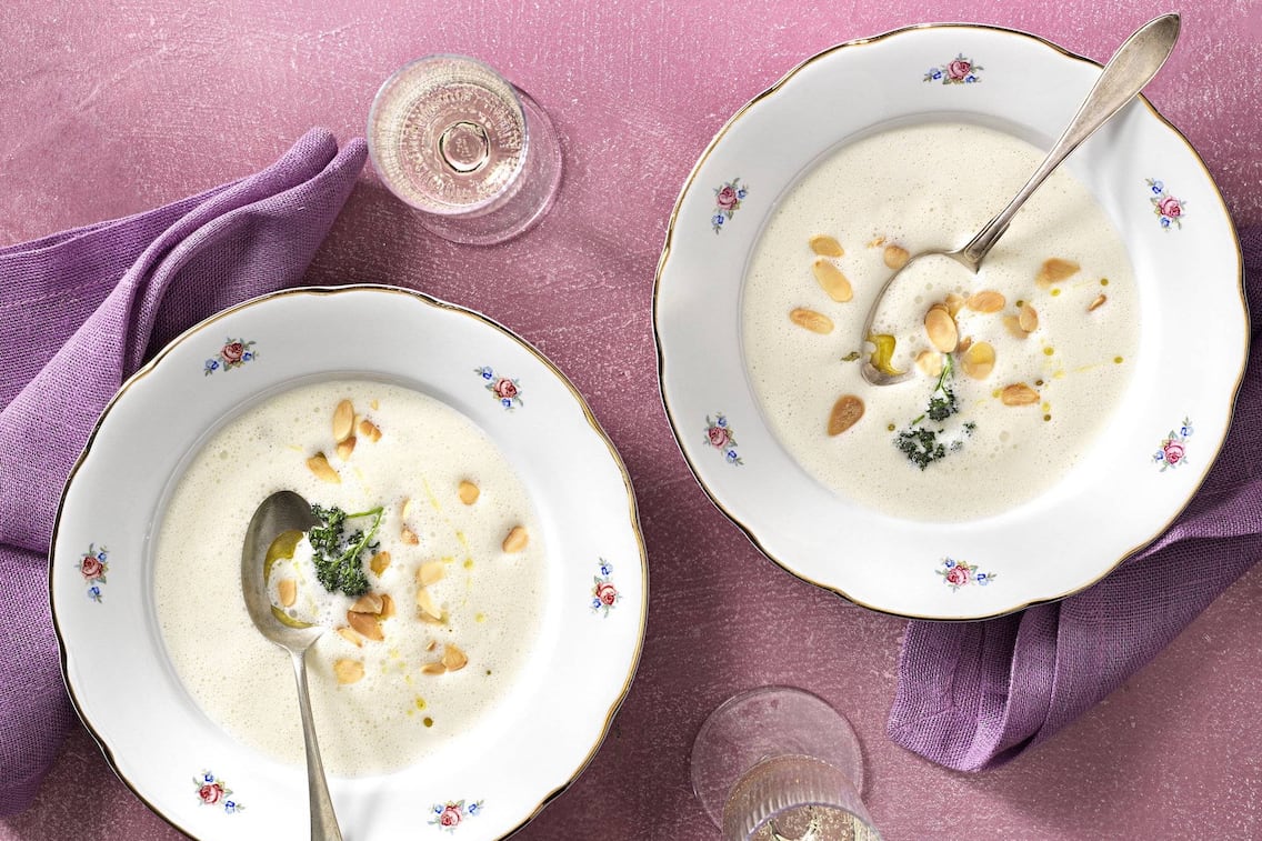 Petersilwurzelsuppe mit Mandeln, Vorspeise, Suppenrezept